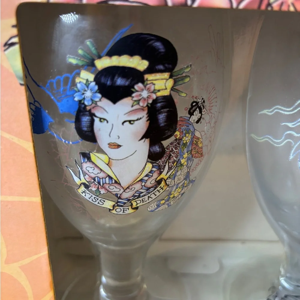 Ed Hardy Set of 2‎ Goblets 14 Oz Tattoo Art Geisha Dragon Design Drinkware